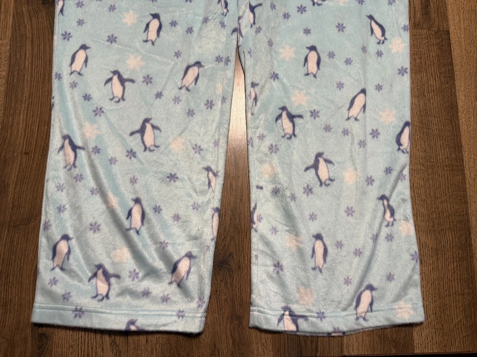 Croft & Barrow Pants Womens XXL Long Blue White Penguins Snow Flakes Sleepwear - Image 3 of 4