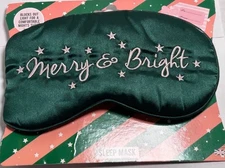 New THE VINTAGE COSMETIC COMPANY Green Christmas Merry and Bright eye mask