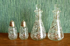 Mid Century Modern HAZEL ATLAS Gold & White Splatter 2 Cruets ~ Salt Pepper Set