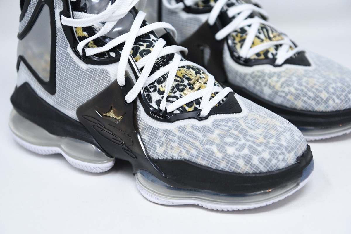 Nike Lebron 19 XIX CZ0203-100 Mens 9.5 - White/Metallic Gold
