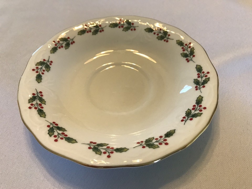 Gibson Christmas Cardinal Dinnerware Replacements eBay
