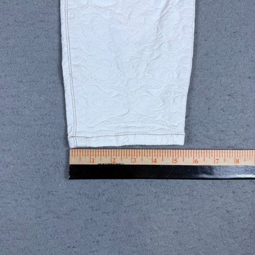 Pantalones de mezclilla ajustados Free People para mujer 29 (33x26) blancos texturizados elásticos tiro medio boho - Imagen 7 de 7