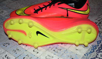 Nike Hypervenom Phatal FG Size 11.5 Bright Crimson Volt/Hyper