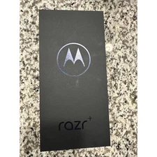 Motorola Razr+ 2023 Unlocked For US 8/256 - 32 MP - Black - NEW SEALED