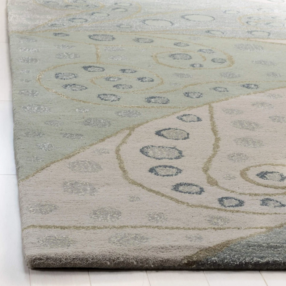 Bella Collection 2'6" x 4' Sage / Multi BEL221A Handmade Premium Wool Accent Rug - Image 2 of 3