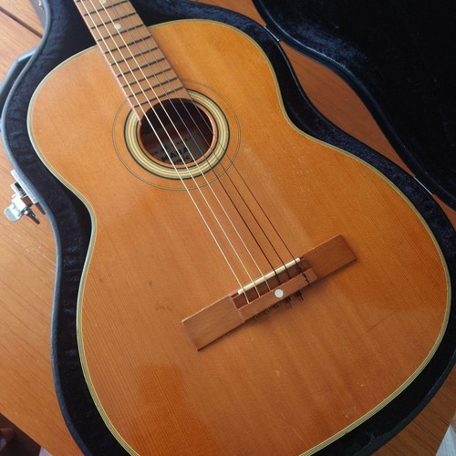Klassische Akustikgitarre Yamaha Dynamic No.20 Natural Finish mit Hartschalenkoffer - Bild 4 von 16