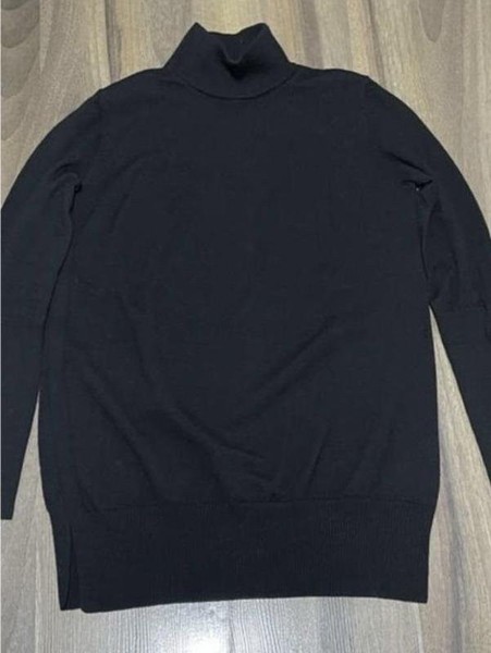 Women Akris Turtleneck Black Wool M
