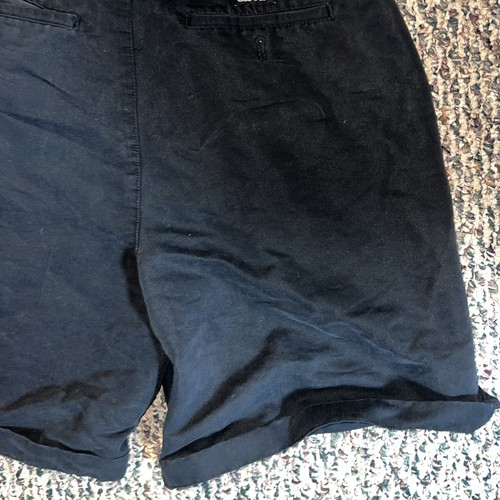 Short de golf Chaps avec poches noir homme taille 33 W bon état !!! 🍀 - Photo 12/13