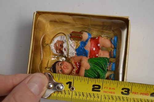Vintage Hawaii Santa Claus Christmas Tree Ornament Mele Kalikimaka Tiki - Picture 5 of 7
