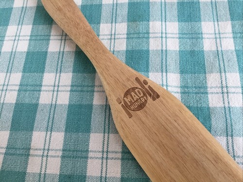 MAD HUNGRY SPREADER / SPATULA / STIRRER Wood 13" x 2" wide wooden spurtle NEW - Picture 2 of 3