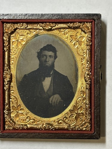Antique Tin Type Man Driving A Car & 1/9 Plate Man In A Full Case - 第 4/9 張圖片