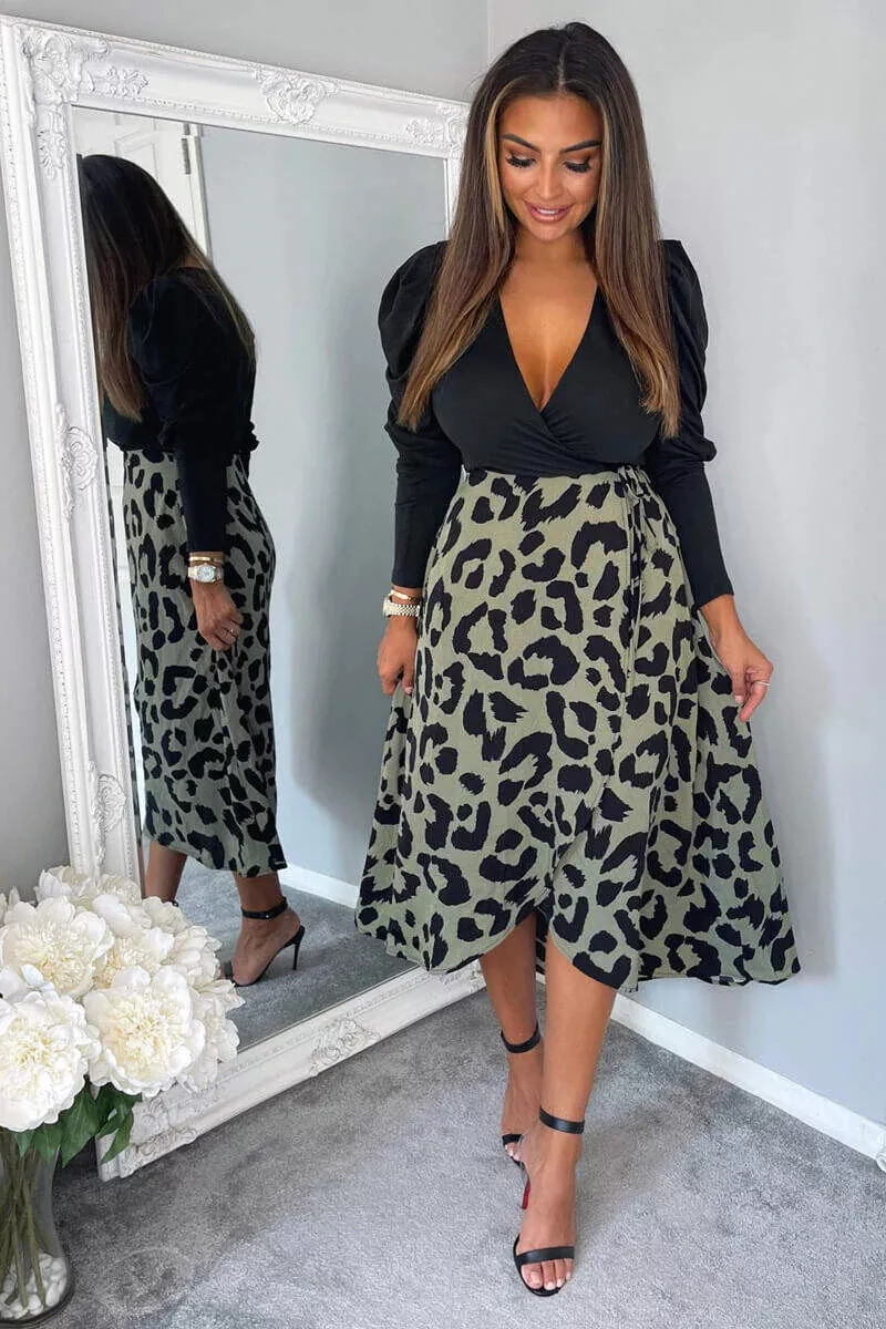 Black khaki best sale outfit