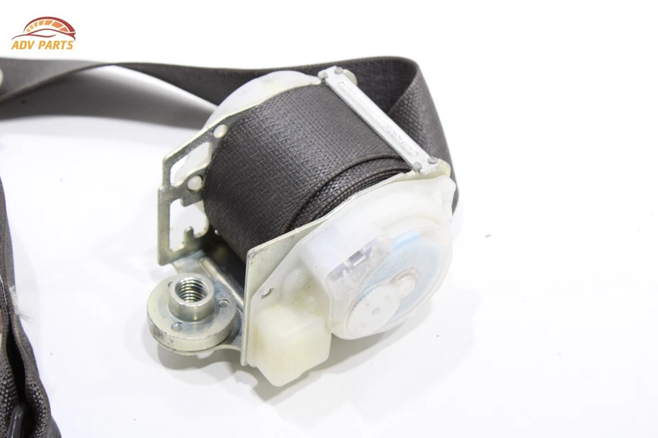 2006-2009 HUMMER H3 REAR RIGHT PASSENGER SIDE SEAT BELT SEATBELT RETRACTOR OEM - Image 3 of 4