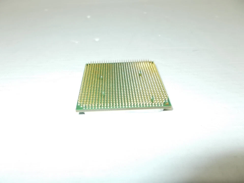 Amd Opteron, 2.8GHz, 1MB Socket 940, #SU-62 - Image 3 of 3