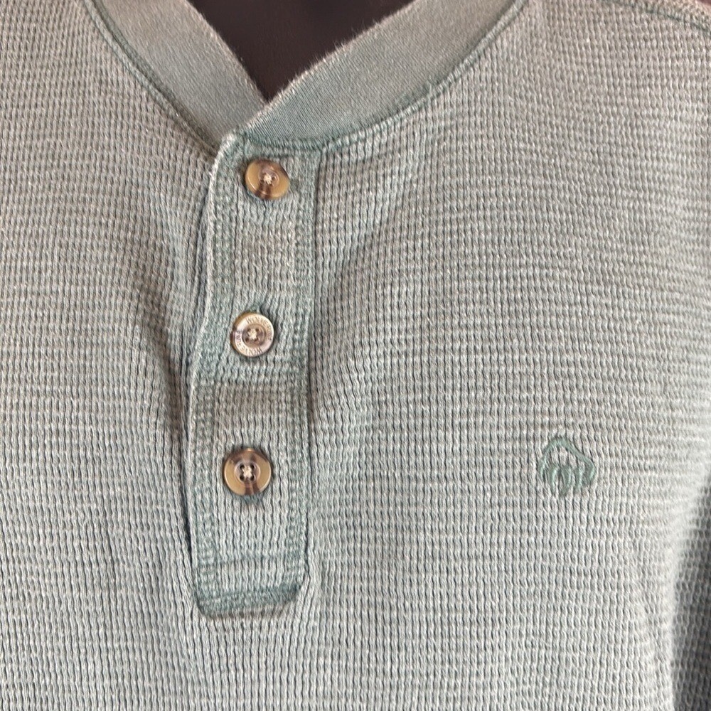 Picture 2 of 8