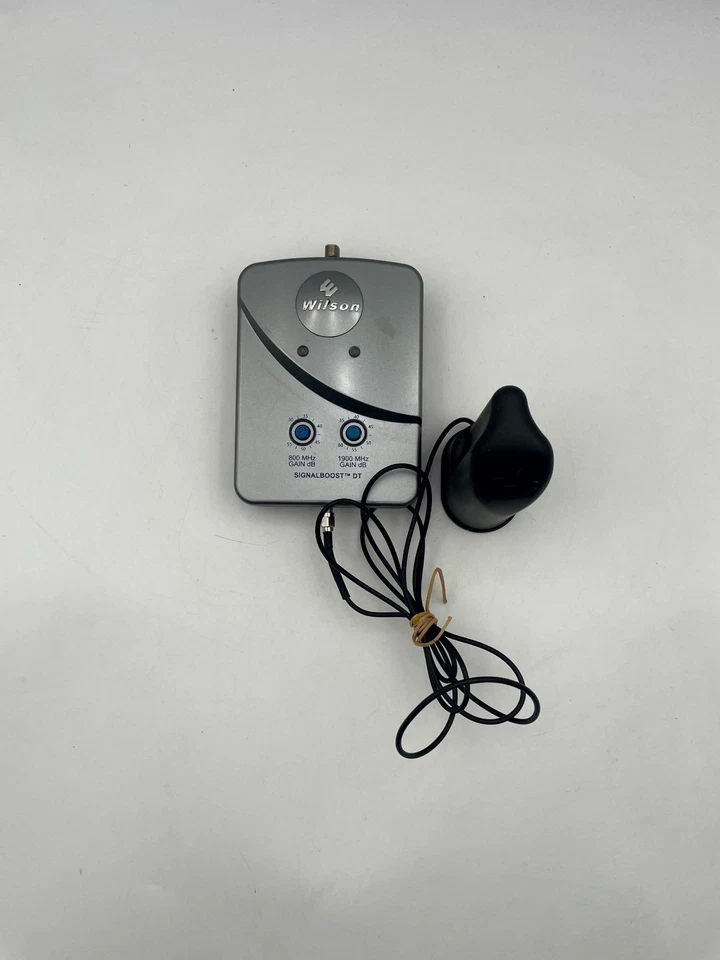 Wilson 271265 Cell Phone Signal Booster Silver Adjustable Gain with DT Antenna - Image 2 of 4