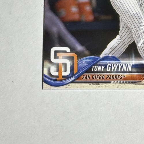 2021 Topps Update Tony Gwynn 70 Years of Topps #70YT-68 San Diego Padres HOF - Picture 6 of 6