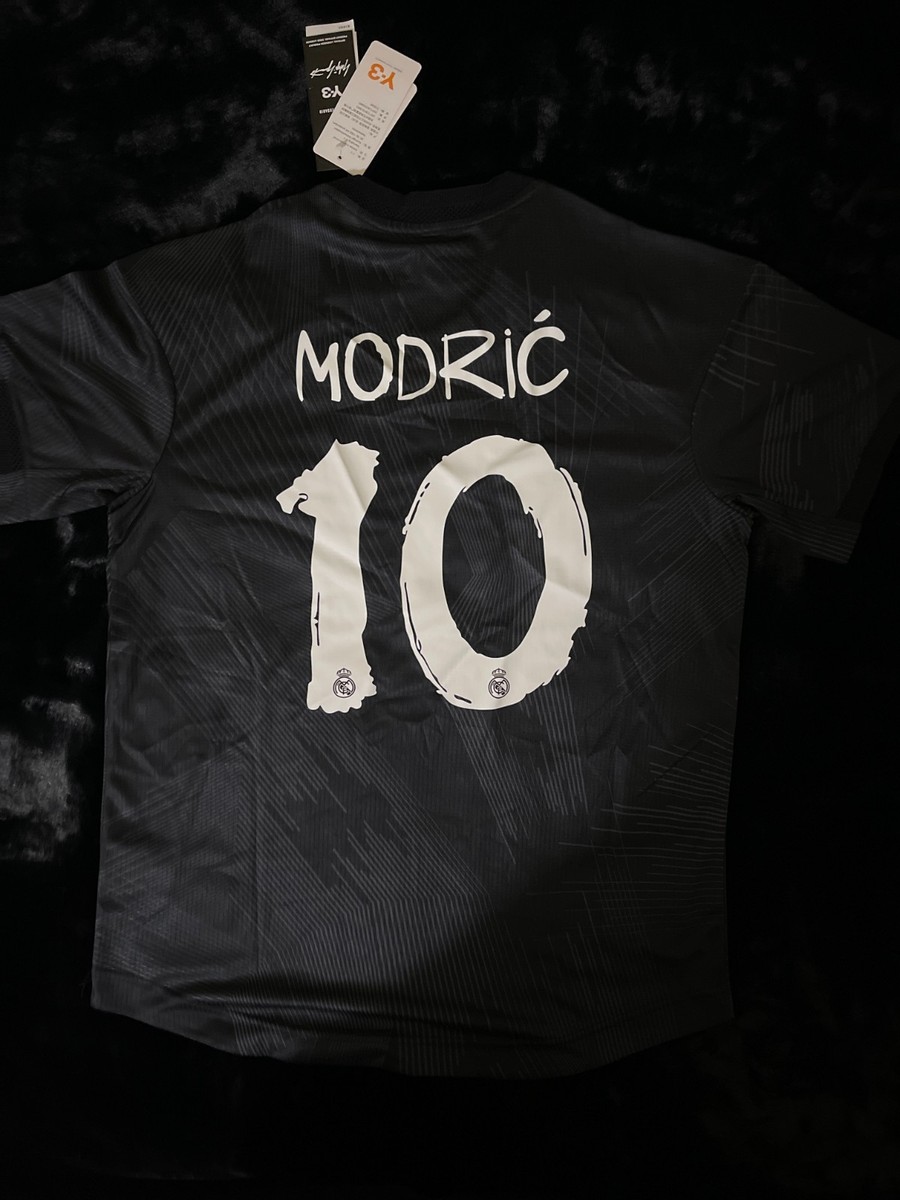 Y-3 Real Madrid 120th Anniversary Jersey – Luka Modrić #10 Size