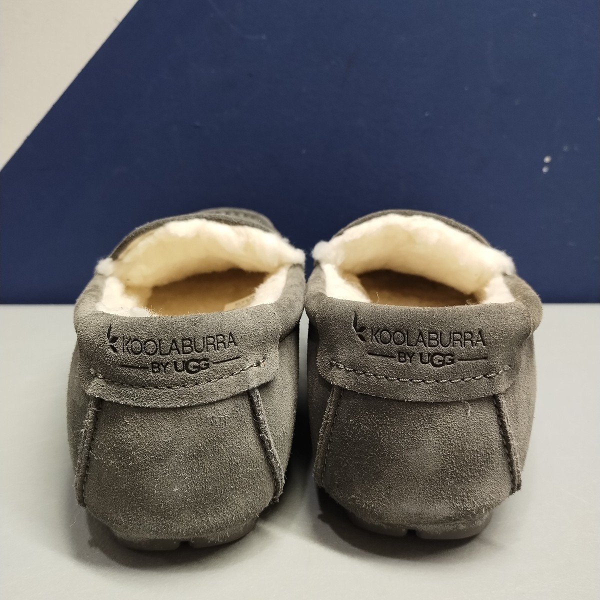 Koolaburra by UGG Tipton Slippers Men\'s Gray Suede Faux Fur Lining 1105893 Sz 12 Koolaburra By UGG Tipton Slippers Mens US 8 Gray Sheepskin  main image 4