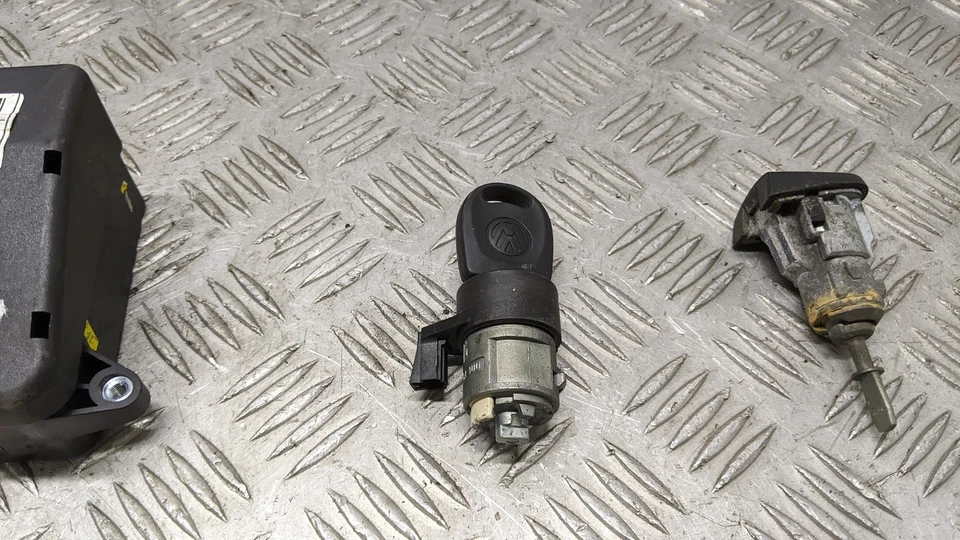 KIT ECU VOLKSWAGEN POLO MK4 E SDI 2002  Foto 3 de 4