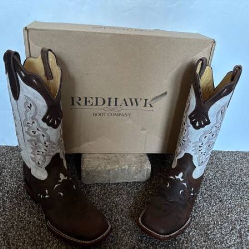 NUEVO EN CAJA Botas de cuero para mujer Redhawk con encaje punta cuadrada blancas/marrones talla 9