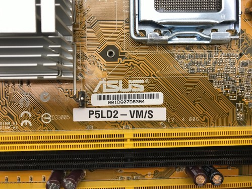 ASUS P5LD2-VM/2 REV:4.00G DDR2 - mATX - zócalo 775 - con escudo de E/S #M2274 - Imagen 4 de 4