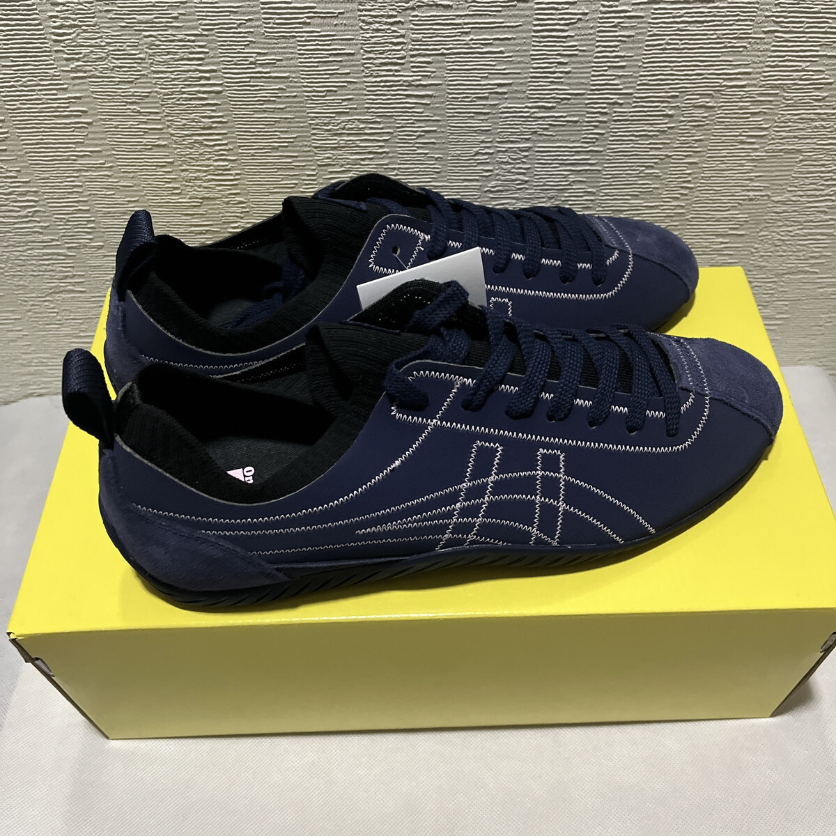 Onitsuka Tiger SCLAW 1183B969 400 PEACOAT/COTTON CANDY Onitsuka Tiger SCLAW 1183B969 400 PEACOAT/COTTON CANDY