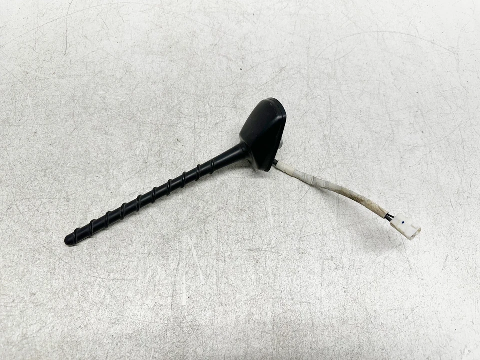 H411252 2010-2015 TOYOTA PRIUS RADIO TECHO ALETA TIBURÓN ANTENA V3-08998C OEM Foto 2 de 4
