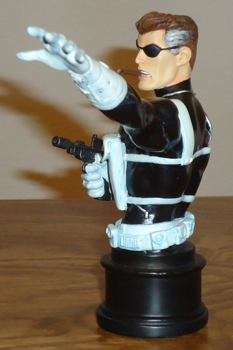 ✷ NICK FURY AGENT OF SHIELD MINI-BUST Nick Fury Agent of SHIELD Bust, Limited Edition, #0831 of