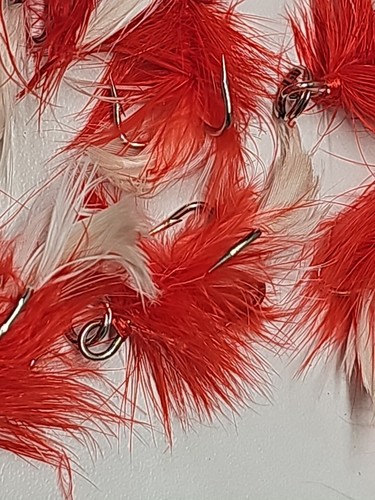 15 Dressed Treble Hooks with Vibrant Feathers Hook size #4* Hook Length 2.3cm - Picture 7 of 7