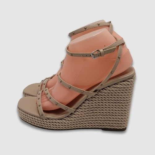 Marc Fisher Zig Wedge Sandal Studded Faux Leather Light Natural Women’s 8.5M NIB - Picture 4 of 11
