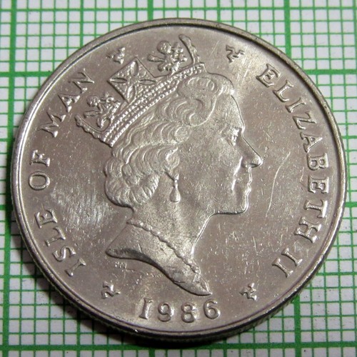 ISLE OF MAN 1987 5 PENCE, RAGWORT CUSHAG FLOWER on a Bouche Shield, AUNC - Picture 6 of 6