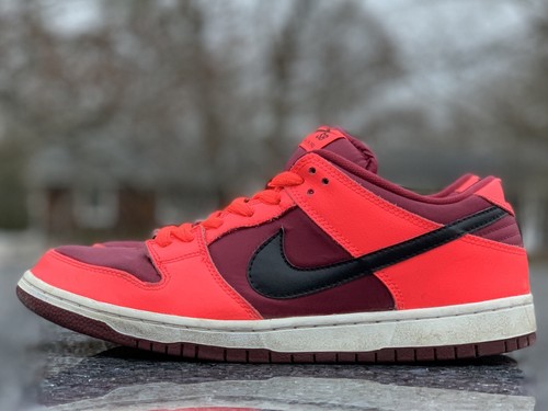 Nike SB Dunk Low Laser Crimson Maroon Size 9.5