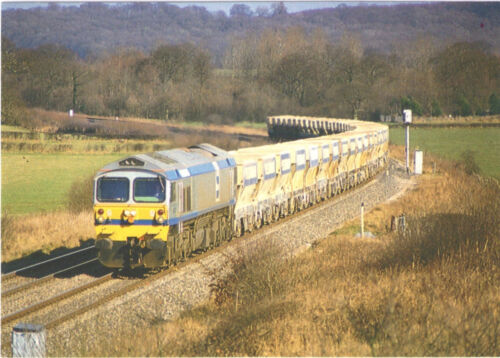 Postcard 59004 YEOMAN CHALLENGER One of FOSTER-YEOMANS Privately Owned Class 59 - 第 1/2 張圖片