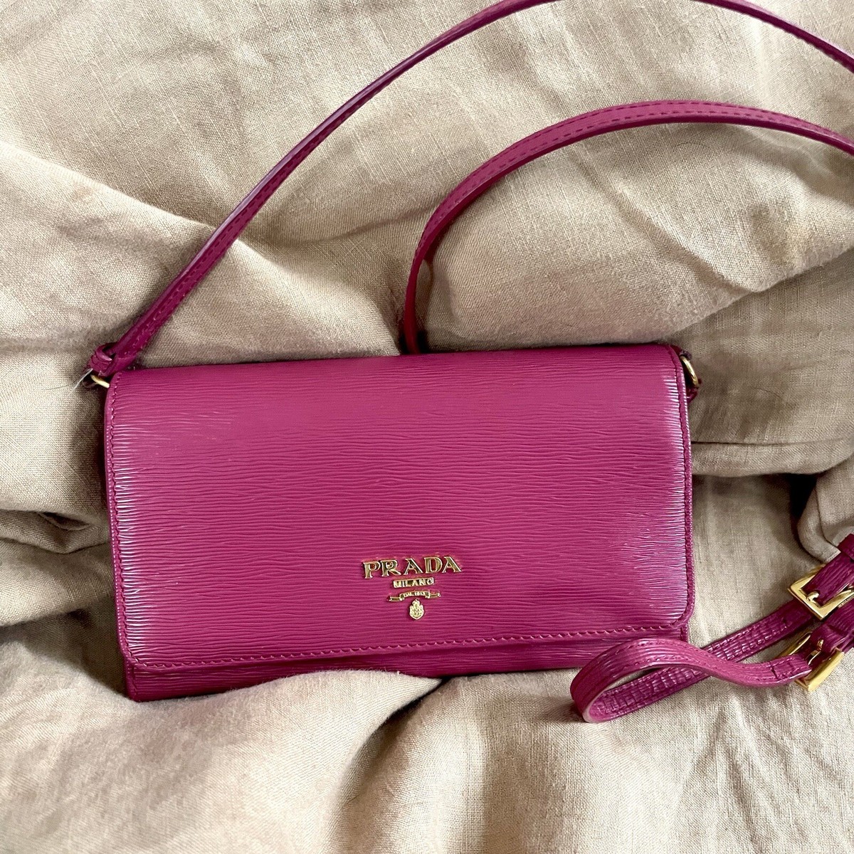 Crossbody Neon Pink Prada Bag Prada Vitello Move Crossbody Wallet