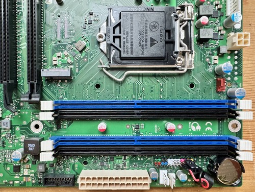 Fujitsu D3402-B21 W26361-W4061-X-02 Sockel 1151 μATX Motherboard + I/O-Shield - Bild 9 von 20