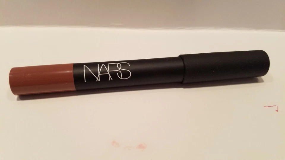 NARS ~ Lote de 5 ~ Lápiz labial mate de terciopelo ~ "Decibelio" ~ Nuevo sin caja  Foto 2 de 2