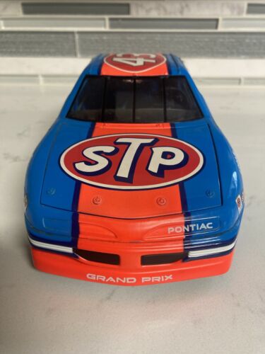 ERTL 1992 1/18 Scale Richard Petty #43 Pontiac Grand Prix Diecast Model Race Car - Picture 3 of 10