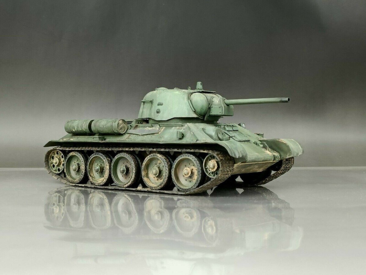 1/35 Built Tamiya WWII German T34/76 ''ChTZ'' Mod.1943 Tank Model
