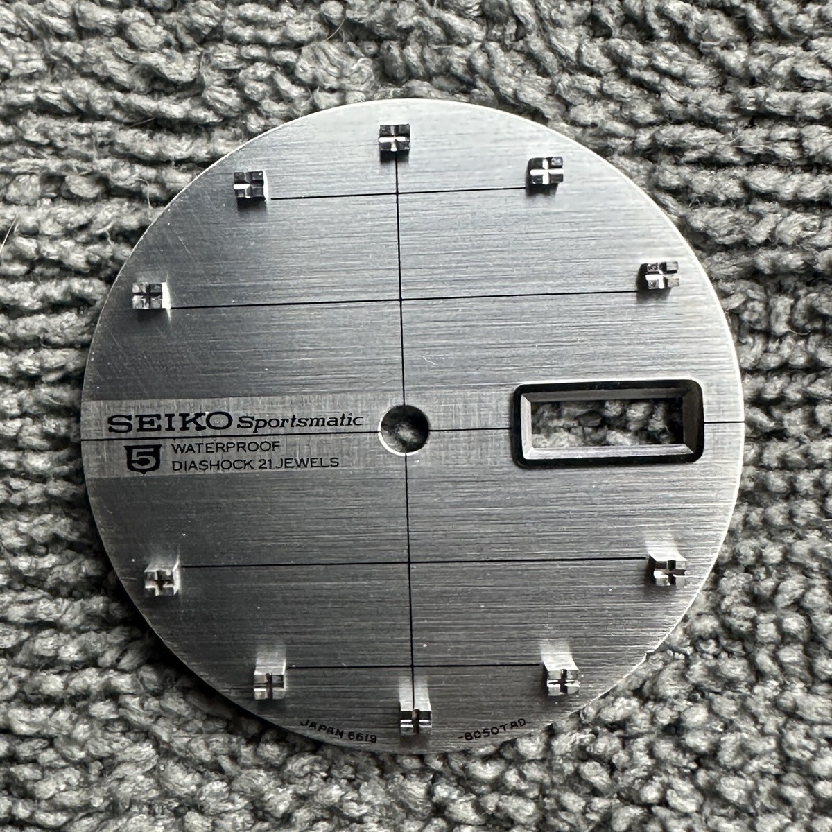 GENUINE NEW OLD STOCK DIAL FOR SEIKO 5 SPORTSMATIC DIASHOCK 6619