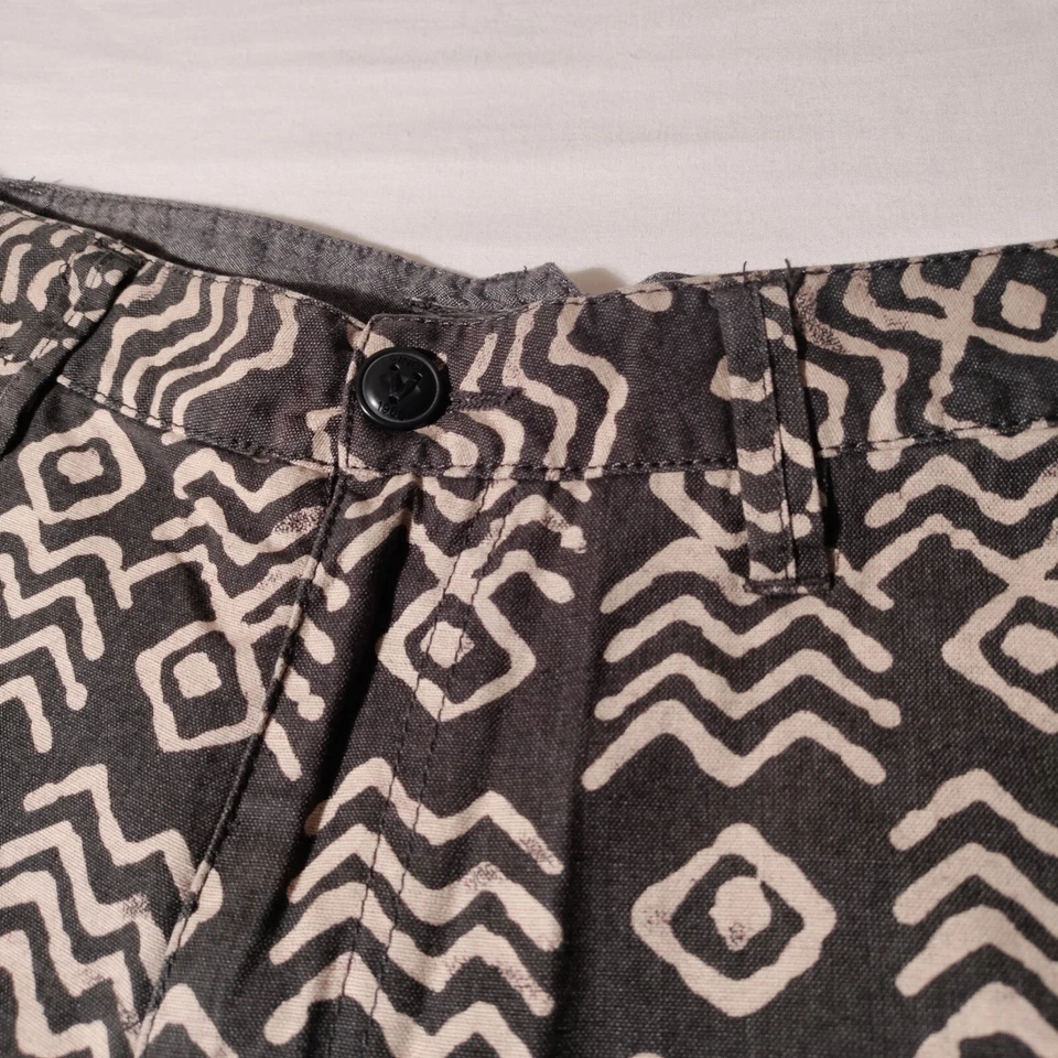 Pantalones Cortos Vans Off the Wall Tribal Azteca Estampado Suroeste Para Hombre Talla 36 (35x7.5 Act) Foto 4 de 4