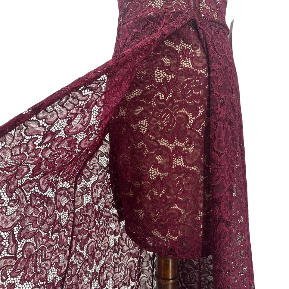 NUEVO Vestido pequeño Venus para mujer alto bajo encaje floral vino fiesta formal Foto 3 de 4