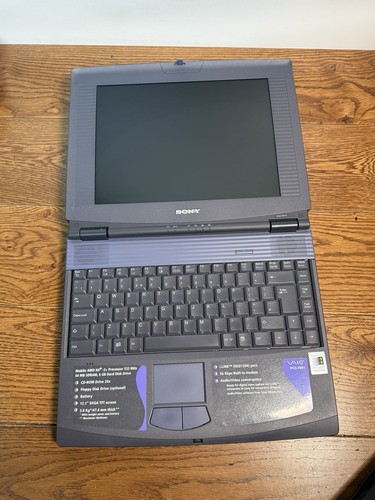 Vintage Retro Sony Vaio PCG-F801A Laptop – Rare Collector’s Classic - Afbeelding 11 van 23