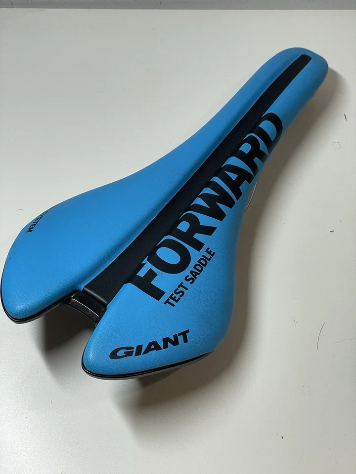 Giant Contact Test Saddle Forward Road Bike Track Bike Fixie Saddle  - Image 3 of 4