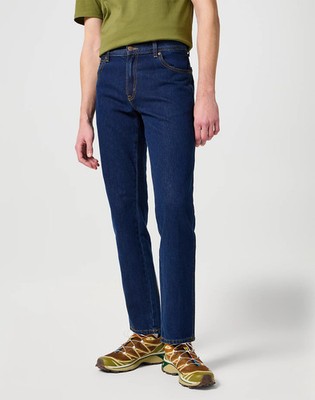 WRANGLER TEXAS Herrenjeans Darkstone Robust Komfort Denim Hose W12105009