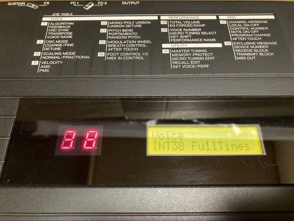 Yamaha DX7S Synthesizer Keyboard 61-Key FM Digital Synth Tested Japan Vintage - Image 4 of 4