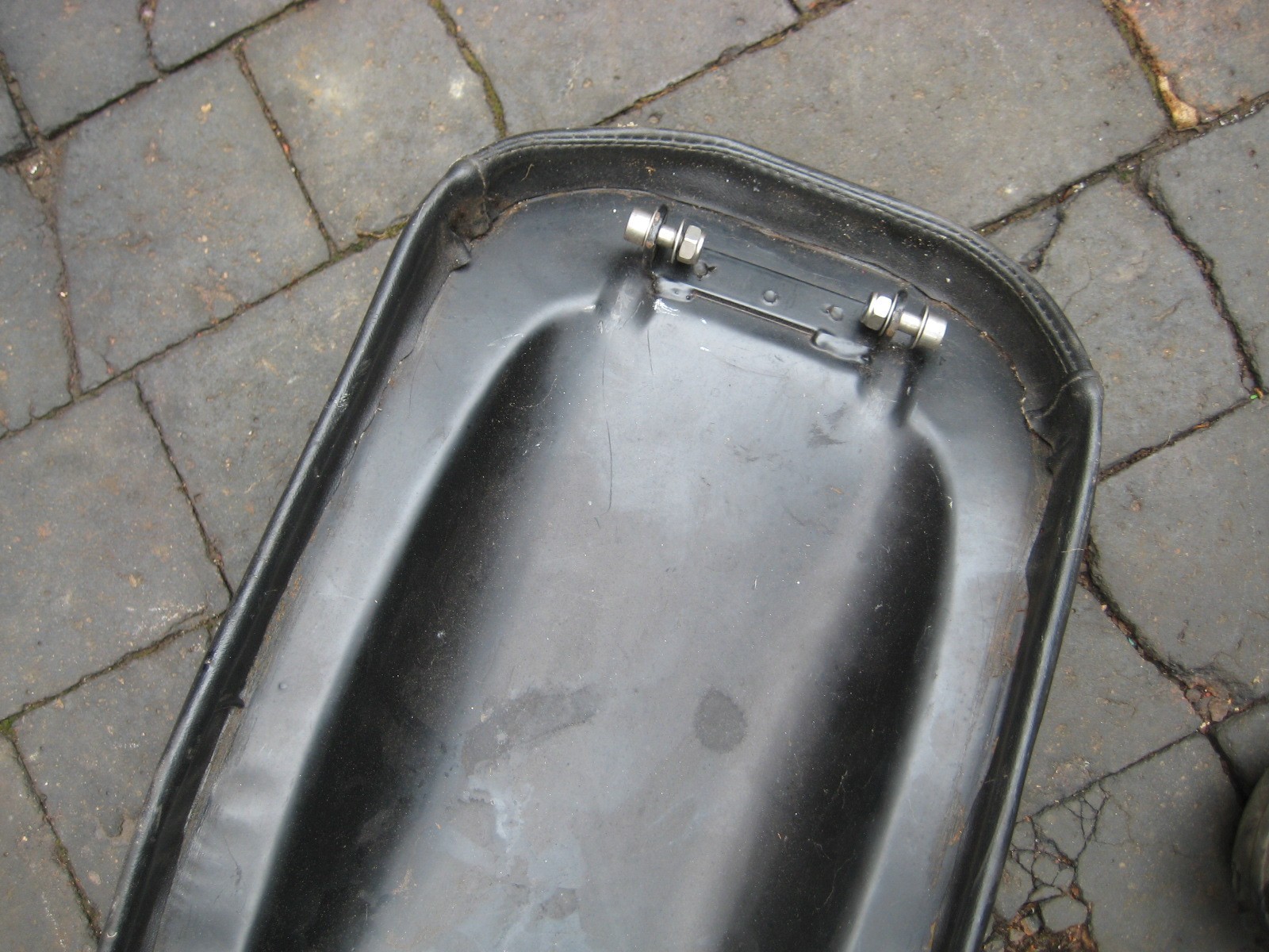 Picture 2 of 6