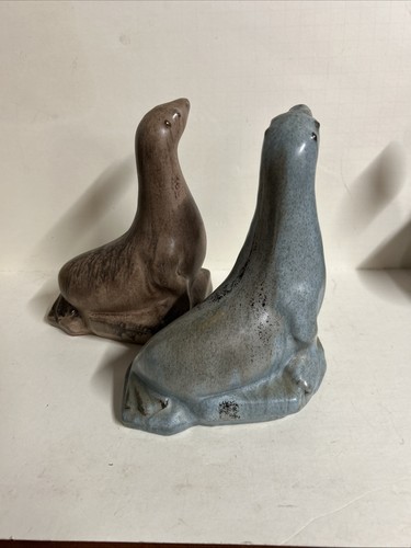 Antique Matching Pair Blue Mtn.Pottery Seal Sea Lion Figurines Brown Glaze - Picture 2 of 8
