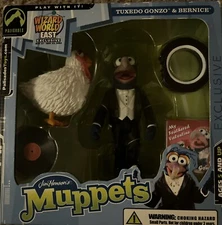 The Muppets Tuxedo Gonzo & Bernice Palisades Wizard World East Exclusive