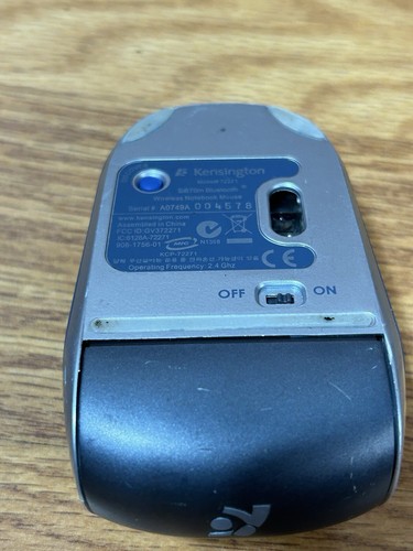 Kensington SI670m Bluetooth Wireless Optical Notebook Mouse (72271) - Blue - Picture 4 of 5